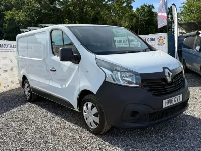 Used Renault Trafic Business 2016 White MPV