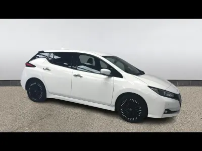 Used Nissan Leaf Shiro 110 kW (150 HP) 2023 White Hatchback
