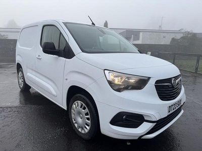 Used Vauxhall Combo 100 HP (73 kW) 2023 White MPV