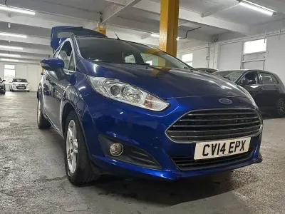 Used Ford Fiesta Zetec 75 HP (55 kW) 2014 Blue Hatchback