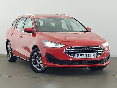 Used Ford Focus Titanium 125 HP (91 kW) 2023 Red Estate