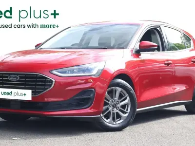 Used Ford Focus Titanium 125 HP (91 kW) 2023 Red Hatchback