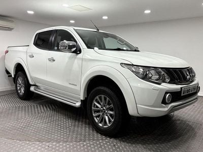 White Used 2019 Mitsubishi L200 Warrior Pickup | £11,995 (Fair price)