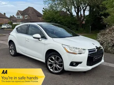 Used Citroën DS4 2014 White Hatchback