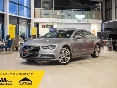 Usado Audi A7 Sportback Black Edition 272 HP (200 kW) 2017 Cinzento Citadino