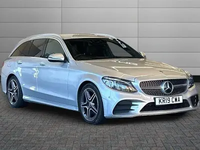 Usado Mercedes C300 AMG Line Premium 245 CV (180 kW) 2019 Plateado Familiar