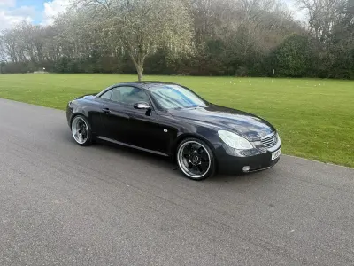 Used Lexus SC430 2003 Red Cabriolet