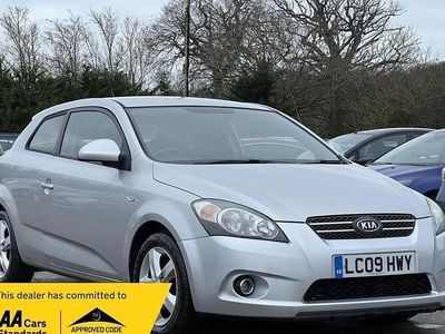 Used Kia ProCeed 89 HP (65 kW) 2009 Silver Hatchback