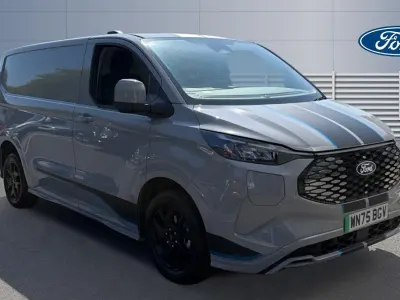 Begagnad Ford Transit Sport 160 kW (218 HK) 2025 Van