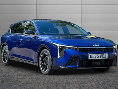 Used Kia K4 GT-Line 115 HP (84 kW) 2026 Blue Hatchback
