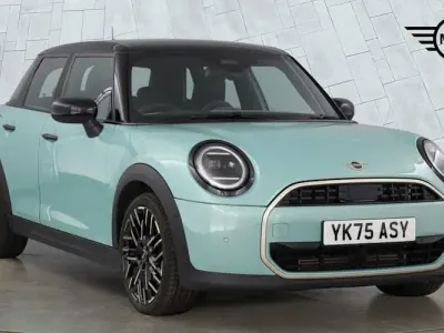 Used Mini Cooper Exclusive 114 kW (156 HP) 2026 Hatchback