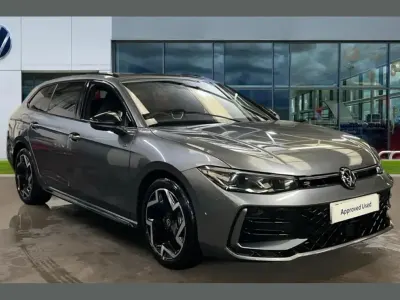 Novo VW Passat R-line 147 HP (108 kW) 2026 Cinzento Carrinha