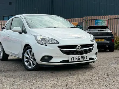 Used Vauxhall Corsa 75 HP (55 kW) 2017 White Hatchback