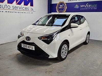Used Toyota Aygo X-play 2019 White Hatchback