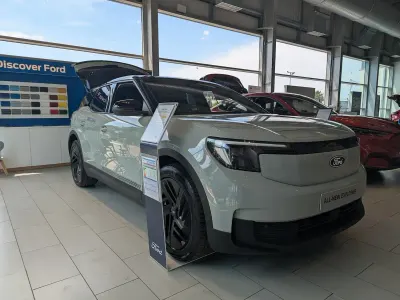 New Ford Explorer Collection 210 kW (286 HP) 2026 SUV