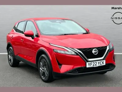 Used Nissan Qashqai Acenta Premium 138 HP (101 kW) 2022 Red SUV