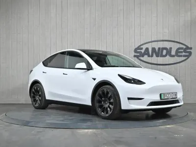 Używany Tesla Model Y Long Range AWD 378 kW (514 KM) 2023 Biały SUV