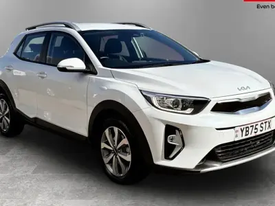 Used Kia Stonic 99 HP (72 kW) 2025 White SUV