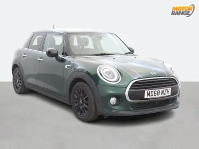 Używany Mini Cooper Classic 2019 Zielony Hatchback