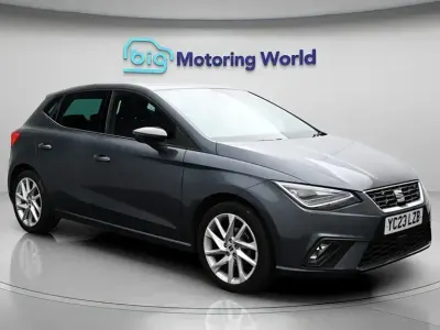 Begagnad Seat Ibiza FR 80 HK (58 kW) 2023 Grå Halvkombi