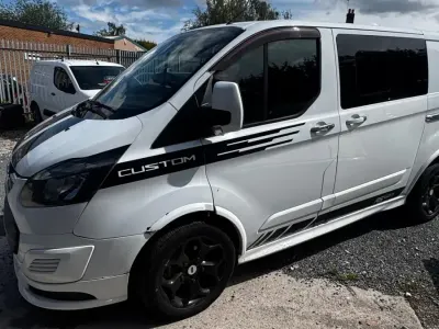 Usado Ford Transit Custom 100 HP (73 kW) 2014 Branco Van
