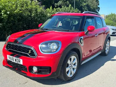 Used Mini Cooper S 224 HP (164 kW) 2018 Red Hatchback