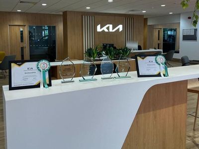 Used Kia Ceed GT-Line 138 HP (101 kW) 2025 Black Hatchback