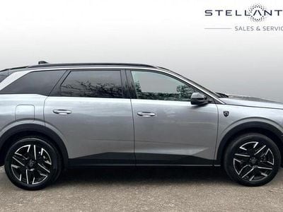 Usado Peugeot 5008 GT 134 HP (98 kW) 2025 Cinzento SUV