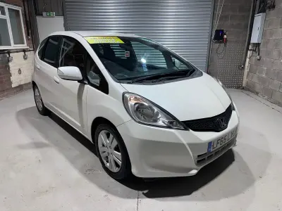 Begagnad Honda Jazz ES 2015 Vit Halvkombi