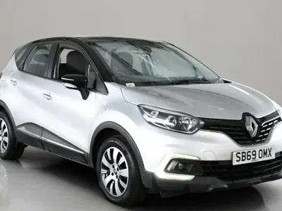 Used Renault Captur Play 90 HP (66 kW) 2019 Silver SUV