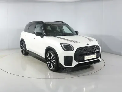 Używany Mini Countryman 168 KM (123 kW) 2025 Biały SUV