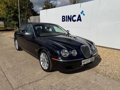 Black Used 2007 Jaguar S-Type SE Sedan | £2,130 (Fair price)