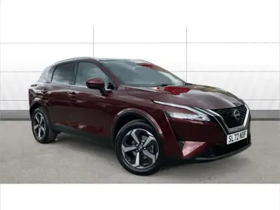 Used Nissan Qashqai N-Connecta 138 HP (101 kW) 2022 Red SUV