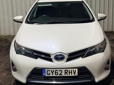 Used Toyota Auris Hybrid 136 HP (100 kW) 2012