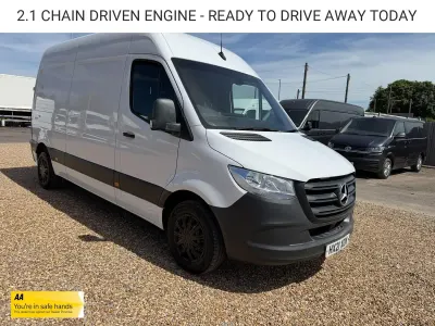Used Mercedes Sprinter Progressive 141 HP (103 kW) 2021 White Van
