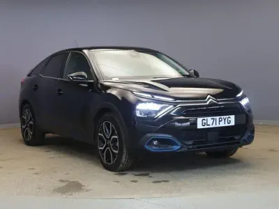 Used Citroën e-C4 Shine 100 kW (136 HP) 2021 Black Hatchback