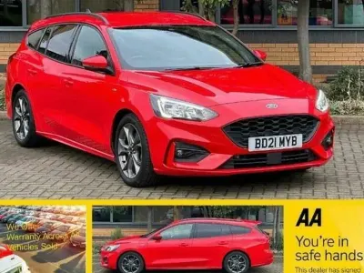 Used Ford Focus ST-Line 100 HP (73 kW) 2023 Grey Hatchback