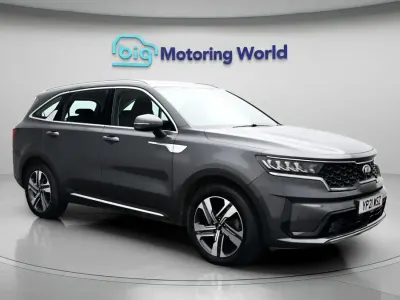Usado Kia Sorento 261 CV (191 kW) 2021 Gris SUV