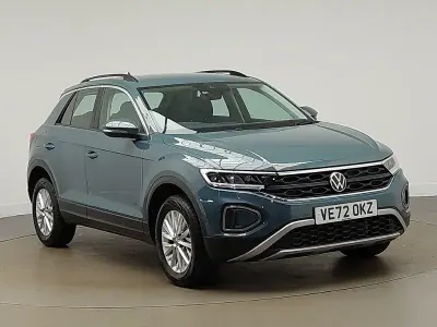 Used VW T-Roc Life 150 HP (110 kW) 2023 Blue SUV