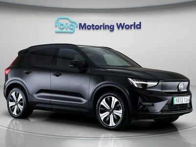 Black Used 2022 Volvo XC40 Core SUV | £17,600 (Fair price)