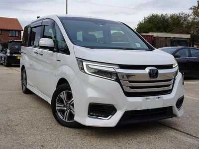 Used Honda Stepwgn Hybrid 2018 White MPV