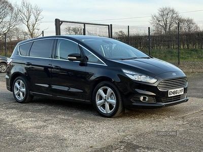 Used Ford S-MAX Titanium 180 HP (132 kW) 2016 Black MPV