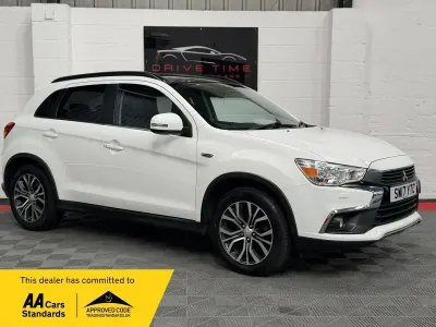 Used Mitsubishi ASX 114 HP (83 kW) 2017 White SUV