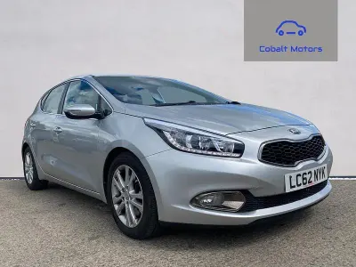 Used Kia Ceed 126 HP (92 kW) 2012 Silver Hatchback