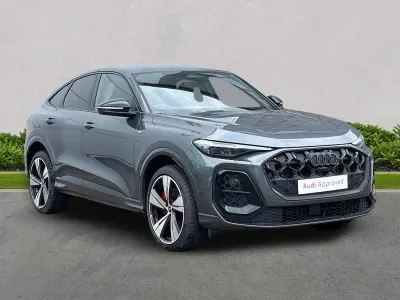Usado Audi Q5 Performance 204 HP (150 kW) 2025 Cinzento SUV