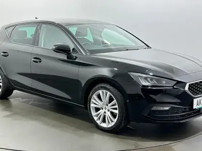 Used Seat Leon SE Dynamic 110 HP (80 kW) 2021 Black Hatchback