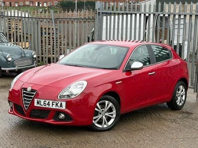 Used Alfa Romeo Giulietta Distinctive 2014 Red Hatchback