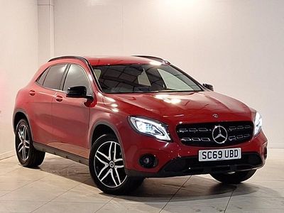 Used Mercedes GLA180 Urban 122 HP (89 kW) 2020 Red SUV