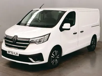 Używany Renault Trafic 150 KM (110 kW) 2025 Biały