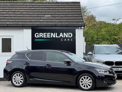 Lexus CT200h